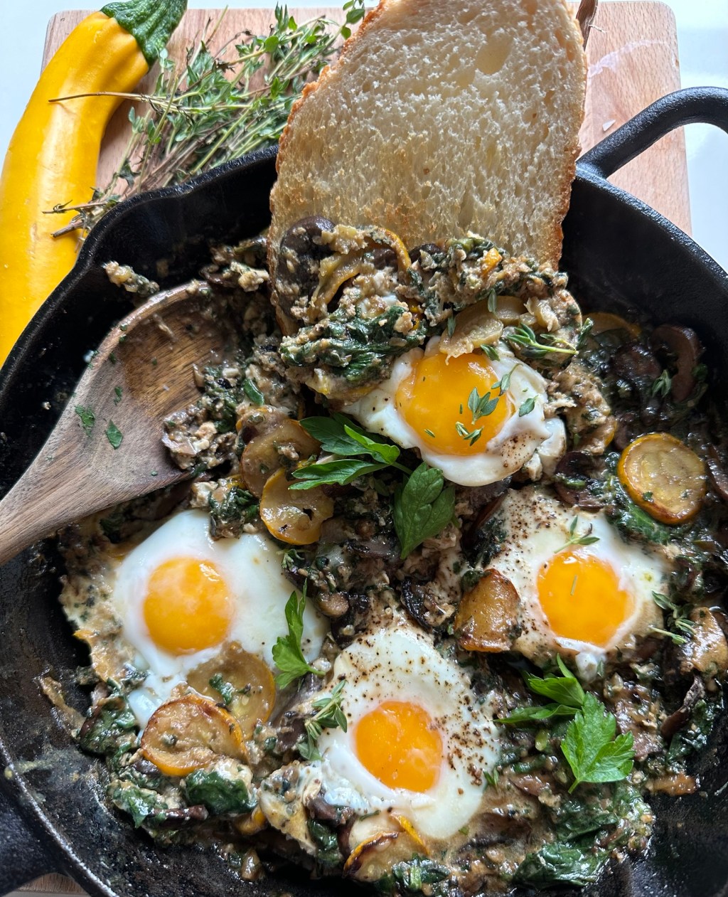 Mushroom and Zucchini Baked&nbsp;Eggs
